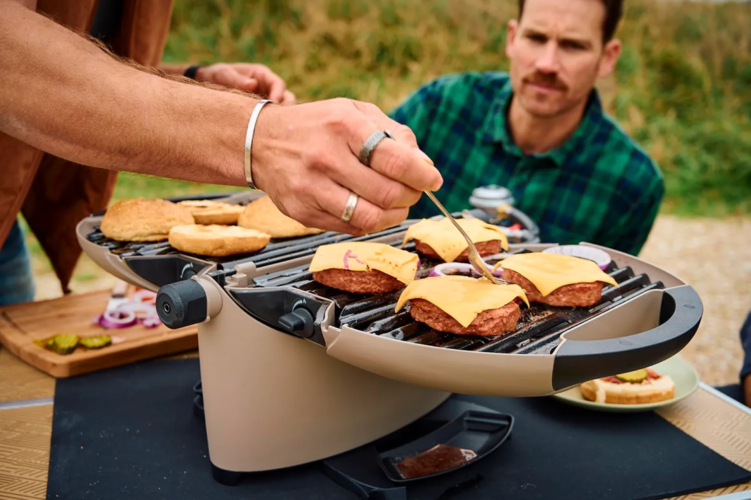 NomadiQ BBQ 3.0 Tischgrill Gas Grau 2 Brenner 5,6 kg
